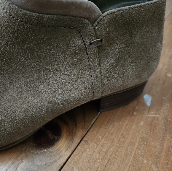 Vince Camuto Size 9 1/2 Jody Ankle Boot - Picture 5 of 9